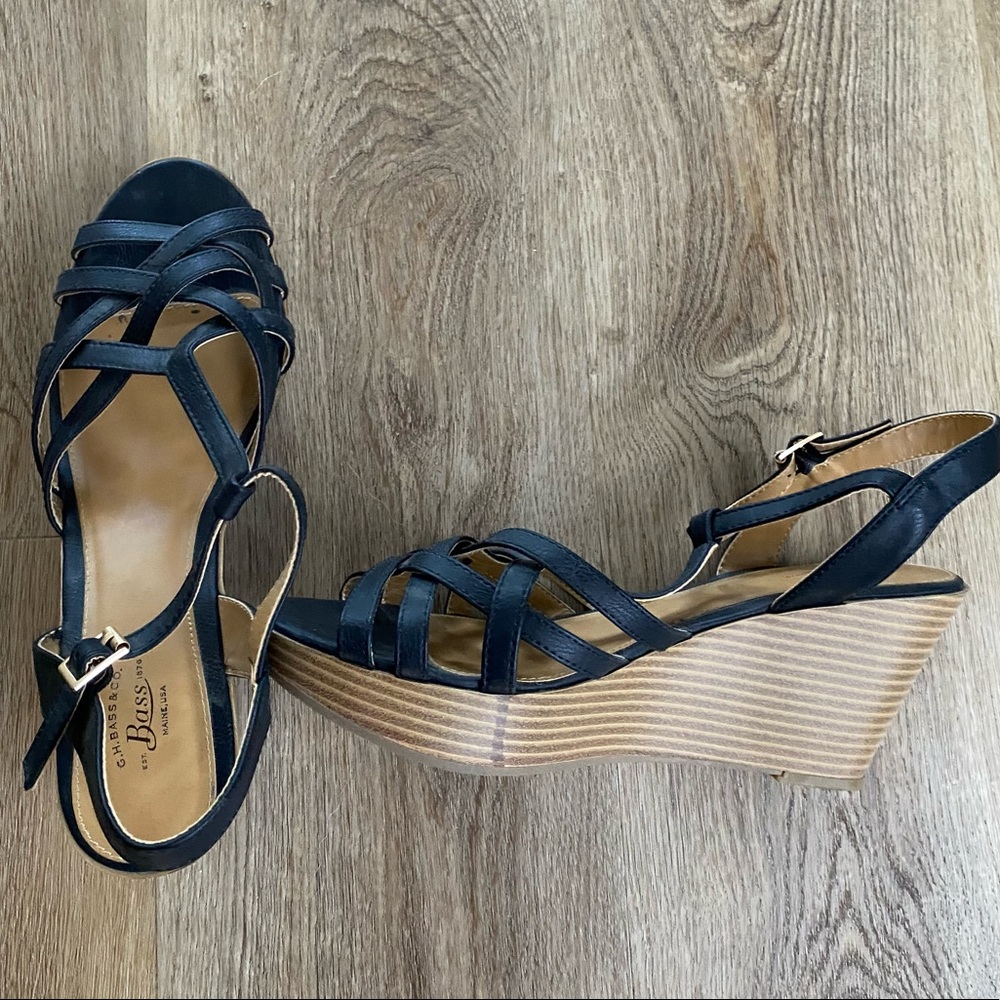 Black Wedge Heel // G.H. BASS